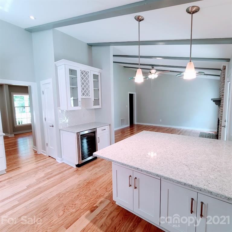 9107 Raintree Lane Charlotte, NC 28277 - Photo 12 of 38 Gallery Image 12