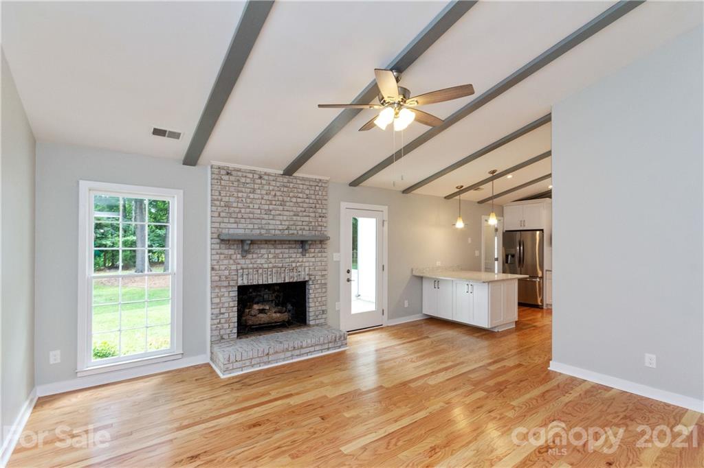 9107 Raintree Lane Charlotte, NC 28277 - Photo 15 of 38 Gallery Image 15