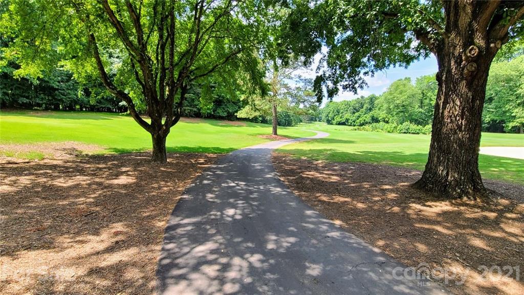 9107 Raintree Lane Charlotte, NC 28277 - Photo 36 of 38 Gallery Image 36