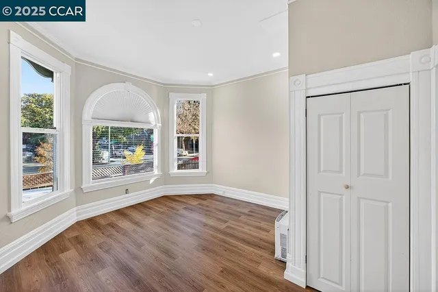 $2,300 | 3229 Elm Street, Oakland, CA 94609