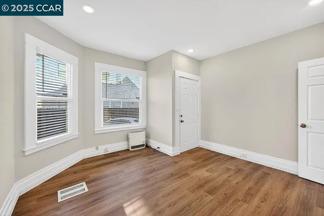 $2,300 | 3229 Elm Street, Oakland, CA 94609