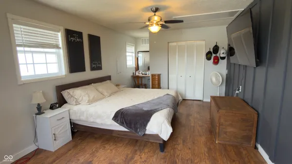 $260,000 | 9091 East County Road 900 South, Austin, IN 47102