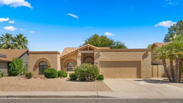 $435,000 | 19033 North 92nd Avenue, Peoria, AZ 85382