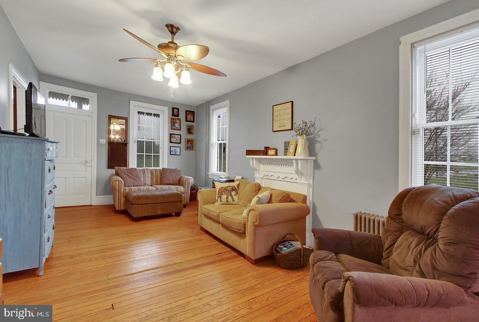 3215 Lewisberry Road York, PA 17404 - Photo 3 of 35 Gallery Image 3