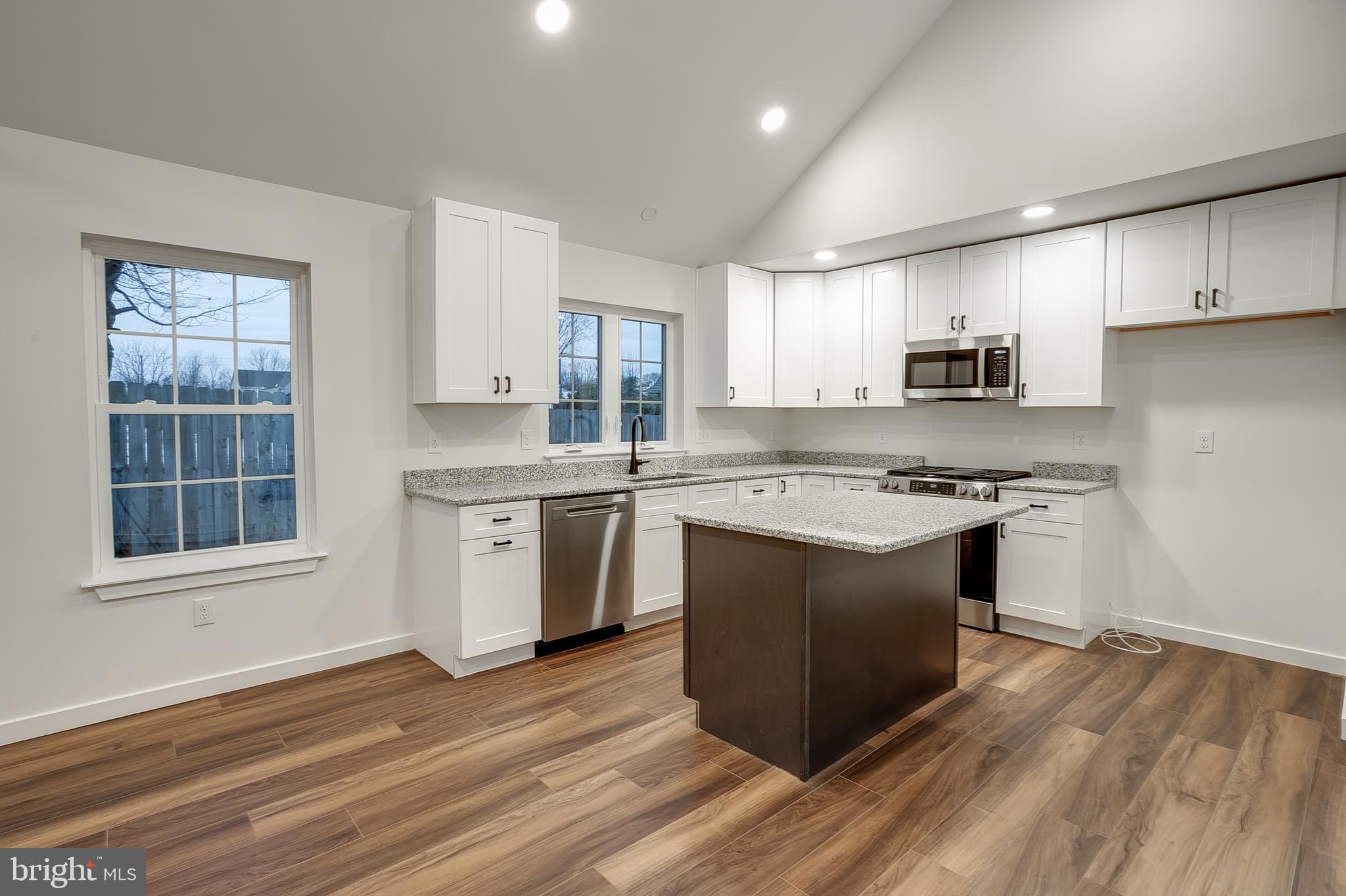 48 Pine Street Beverly, NJ 08010 - Photo 1 of 22 Kitchen