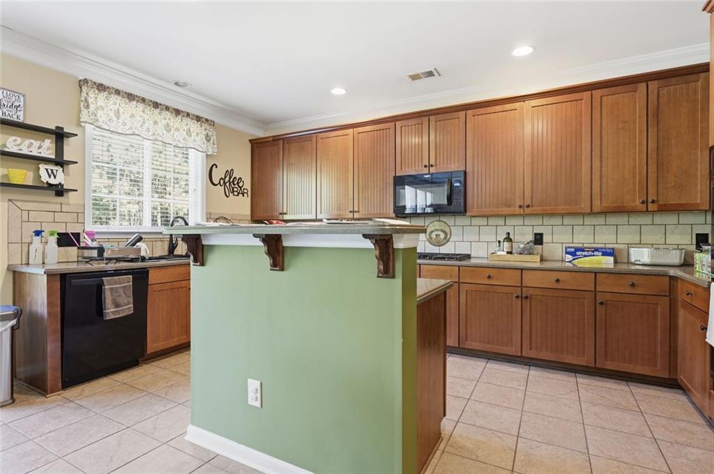 2531 Farmstead Court Grayson, GA 30017 - Photo 11 of 41