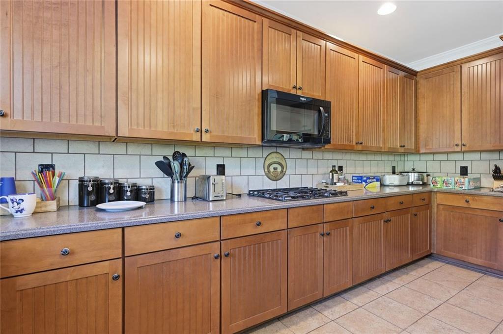 2531 Farmstead Court Grayson, GA 30017 - Photo 12 of 41