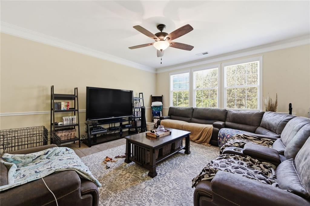 2531 Farmstead Court Grayson, GA 30017 - Photo 8 of 41