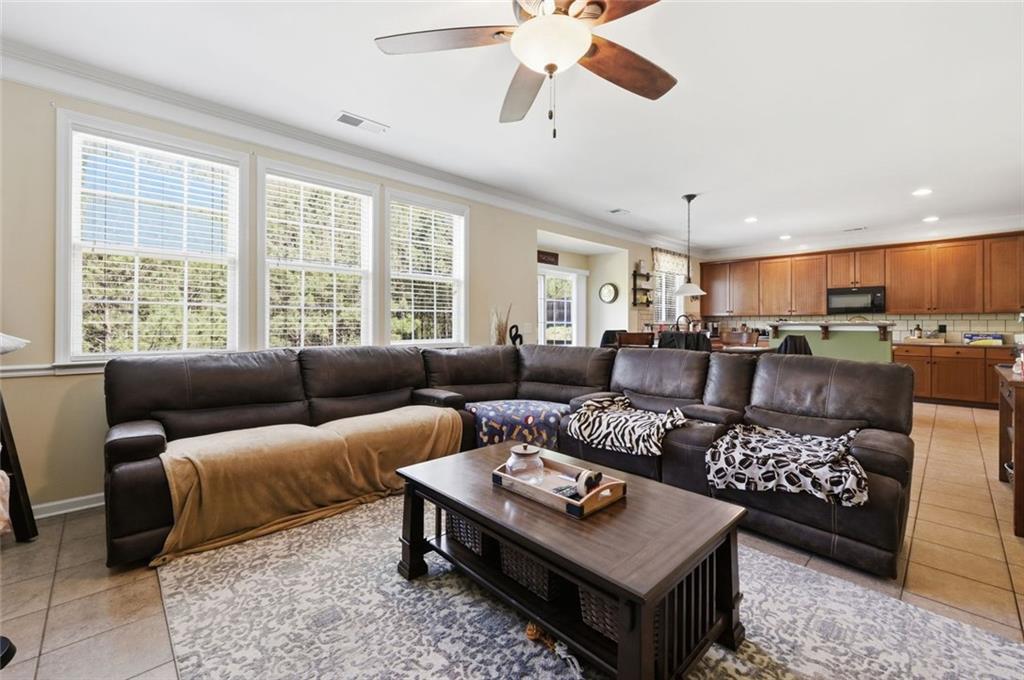 2531 Farmstead Court Grayson, GA 30017 - Photo 9 of 41