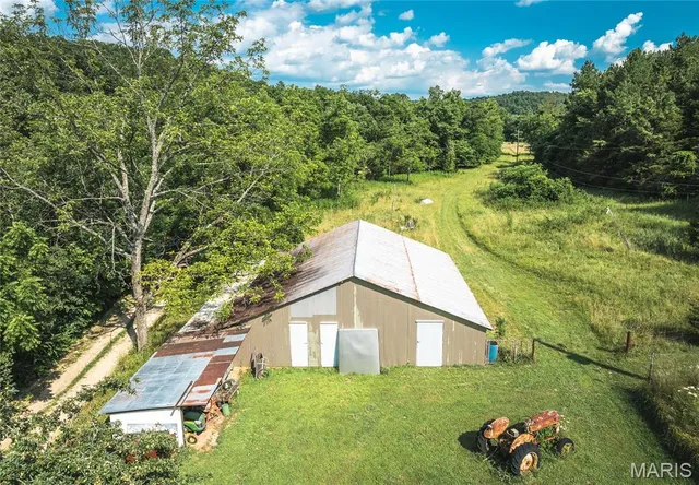 $550,000 | 539 County Road 69A, Black, MO 63625