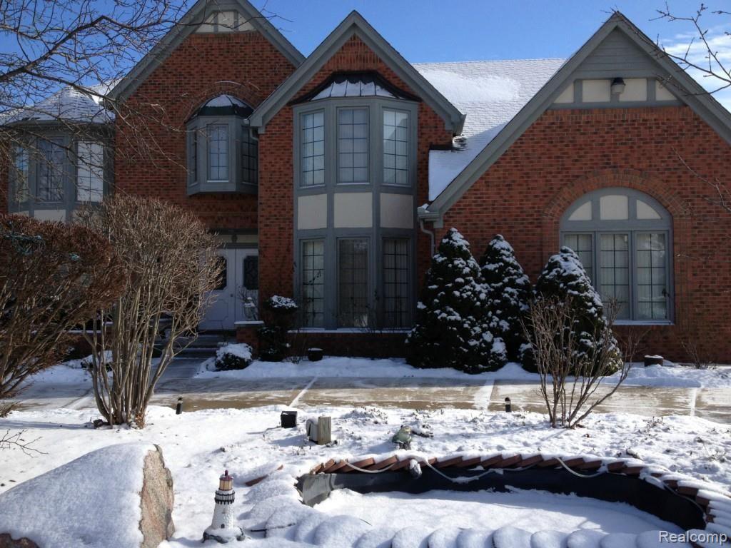 FRONT VIEW WINTER