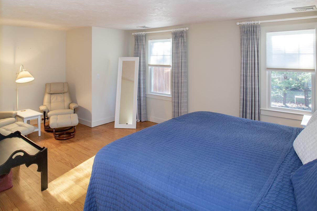 26 Saconesset Road Falmouth, MA 02540 - Photo 17 of 48 Primary BD 1