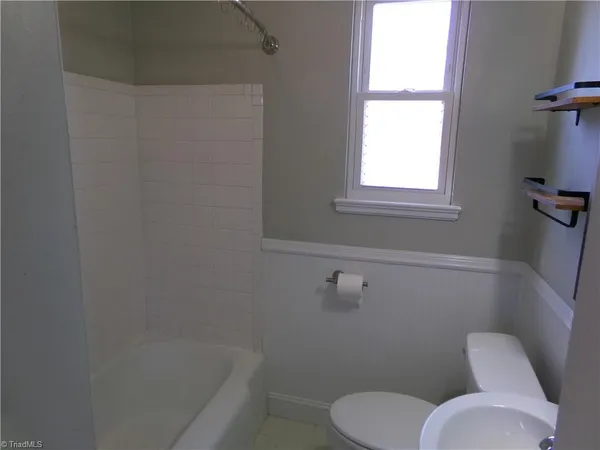 $1,200 | 2527 Miller Park Circle, Unit C, Winston-Salem, NC 27103