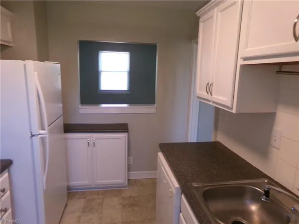 $1,200 | 2527 Miller Park Circle, Unit C, Winston-Salem, NC 27103