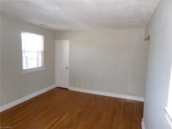 $1,200 | 2527 Miller Park Circle, Unit C, Winston-Salem, NC 27103