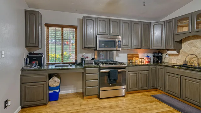 $470,000 | 37 Kanode Road, Moorcroft, WY 82721