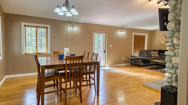 $470,000 | 37 Kanode Road, Moorcroft, WY 82721