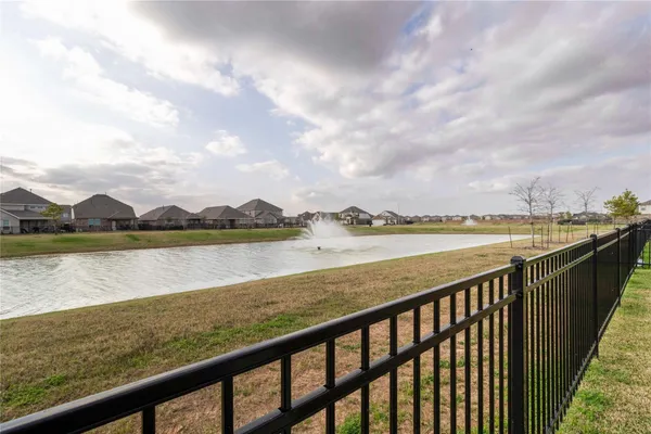 $3,200 | 457 Aurora Creek Lane, Katy, TX 77493