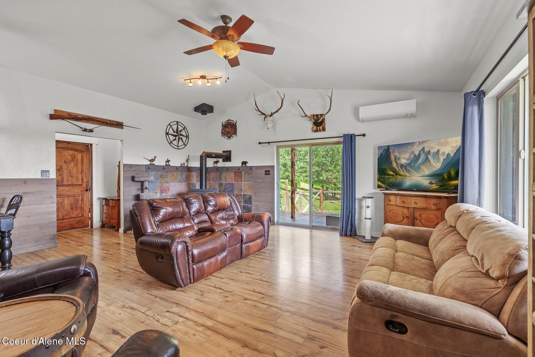 16003 Benewah Creek Road St. Maries, ID 83861 - Photo 41 of 45 Living Room