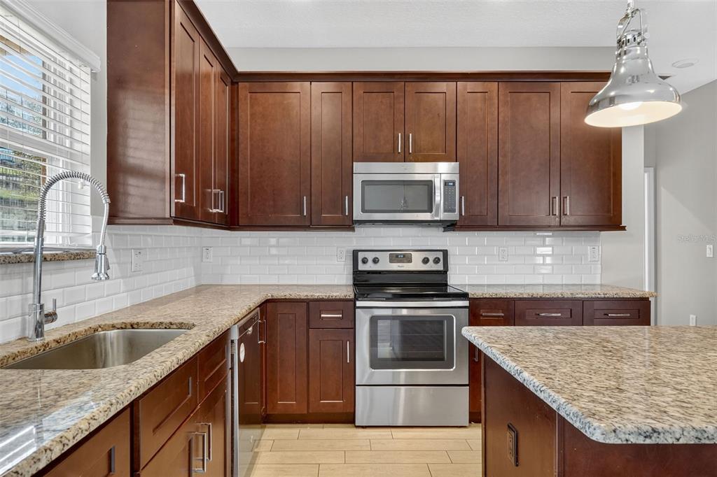 280 Wallrock Drive Ocoee, FL 34761 - Photo 18 of 88