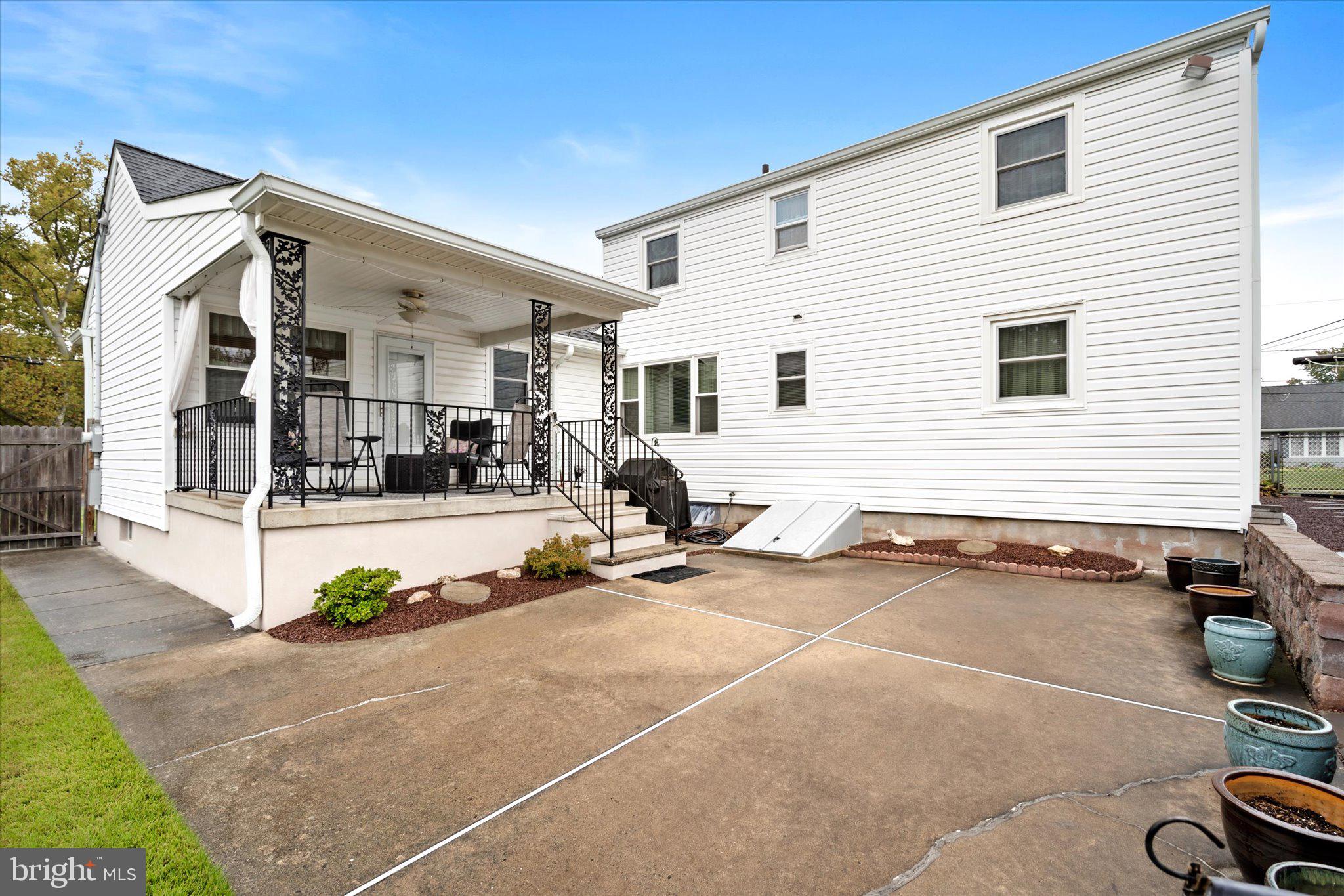 158 Coleman Road Hamilton, NJ 08690 - Photo 32 of 32 a view of a patio with tv and chairs