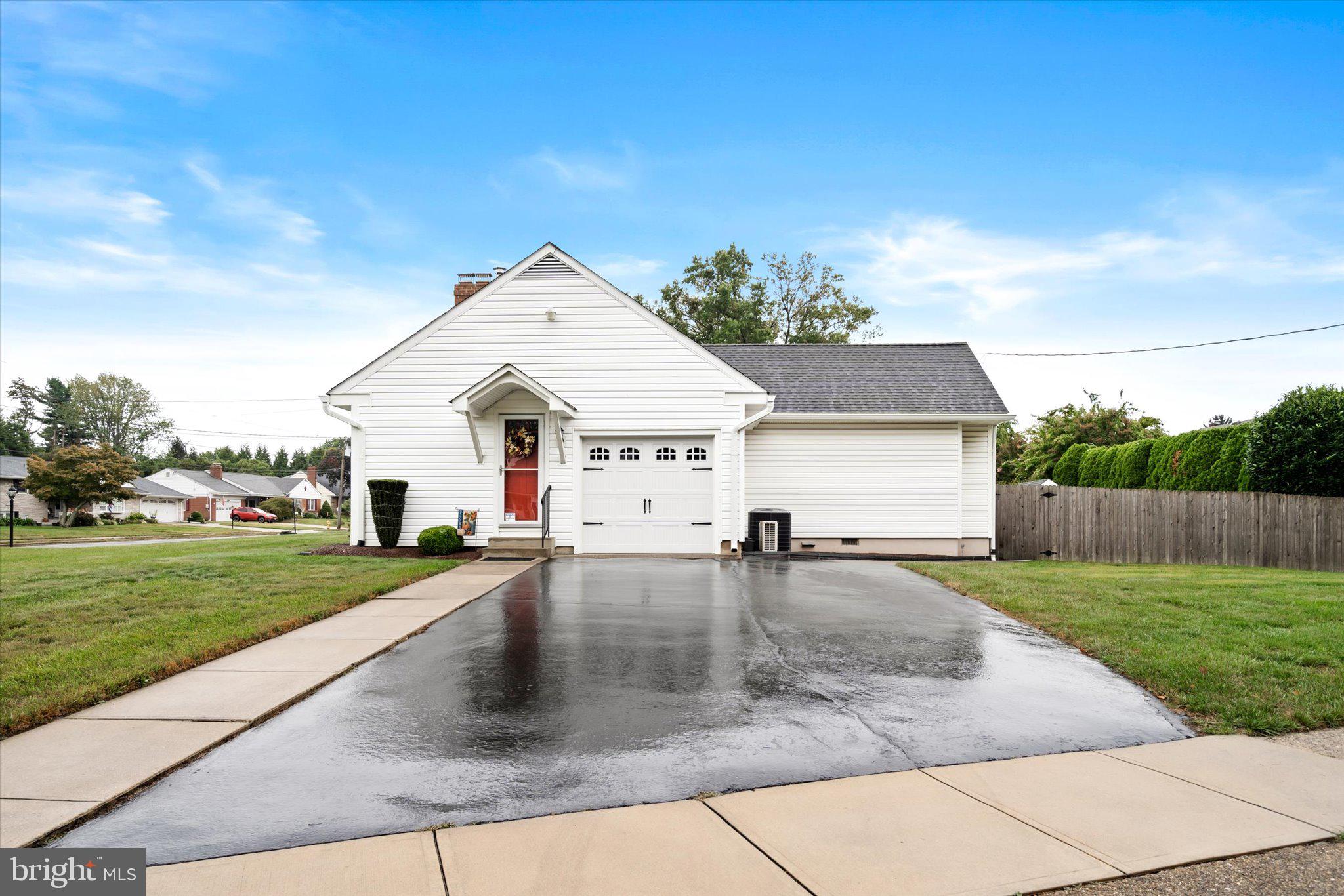 158 Coleman Road Hamilton, NJ 08690 - Photo 4 of 32 a view of a house with a yard