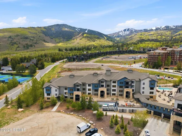 $930,000 | 2653 Canyons Resort Drive, Unit 323, Park City, UT 84098