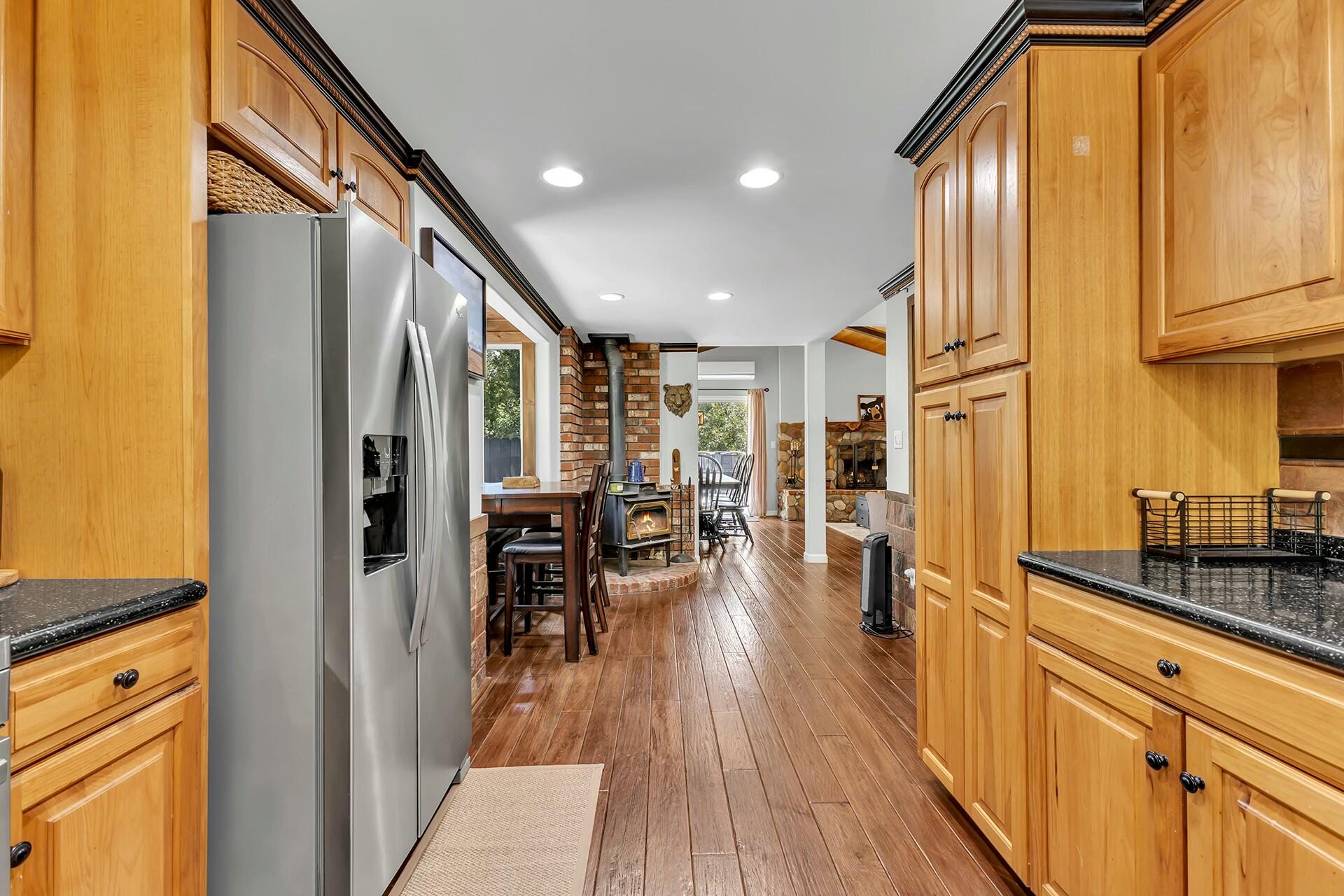 25622 Double Tree Drive Idyllwild, CA 92549 - Photo 25 of 65 Gourmet Kitchen