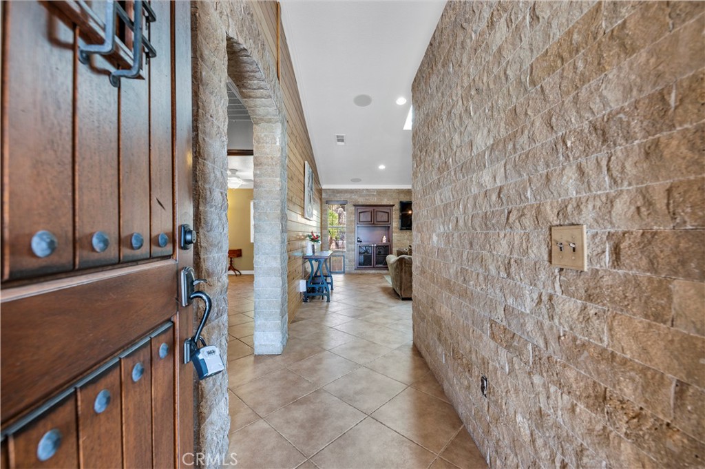 31584 Adour Way Winchester, CA 92596 - Photo 12 of 51 a view of a corridor