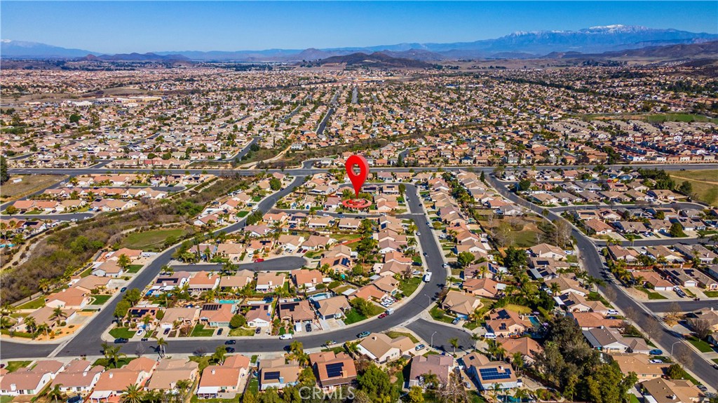 31584 Adour Way Winchester, CA 92596 - Photo 7 of 51