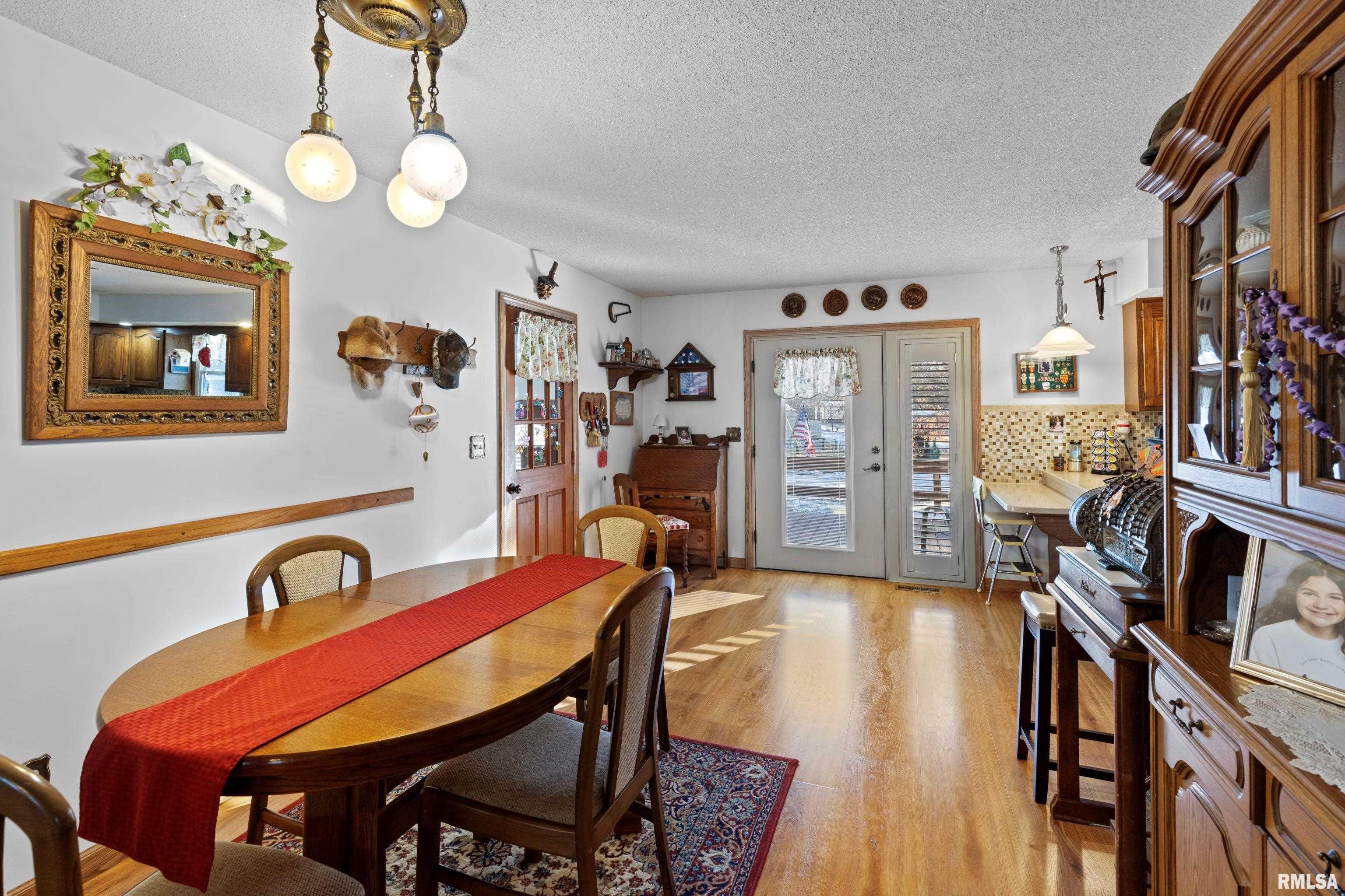 15107 Liberty School Road Marion, IL 62959 - Photo 9 of 35