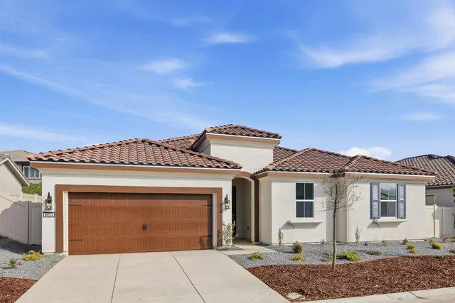 $489,990 | 8053 Cottonwood Drive, Friant, CA 93626