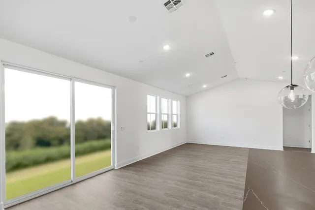 $489,990 | 8053 Cottonwood Drive, Friant, CA 93626