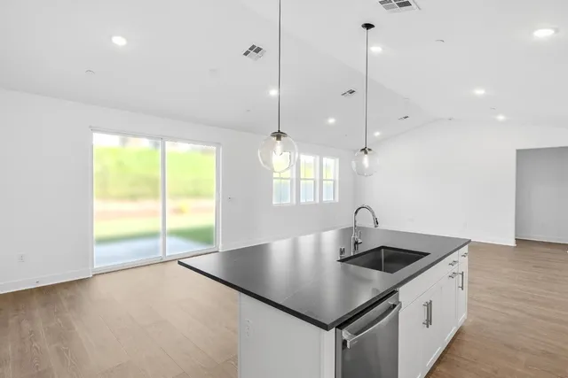 $489,990 | 8053 Cottonwood Drive, Friant, CA 93626