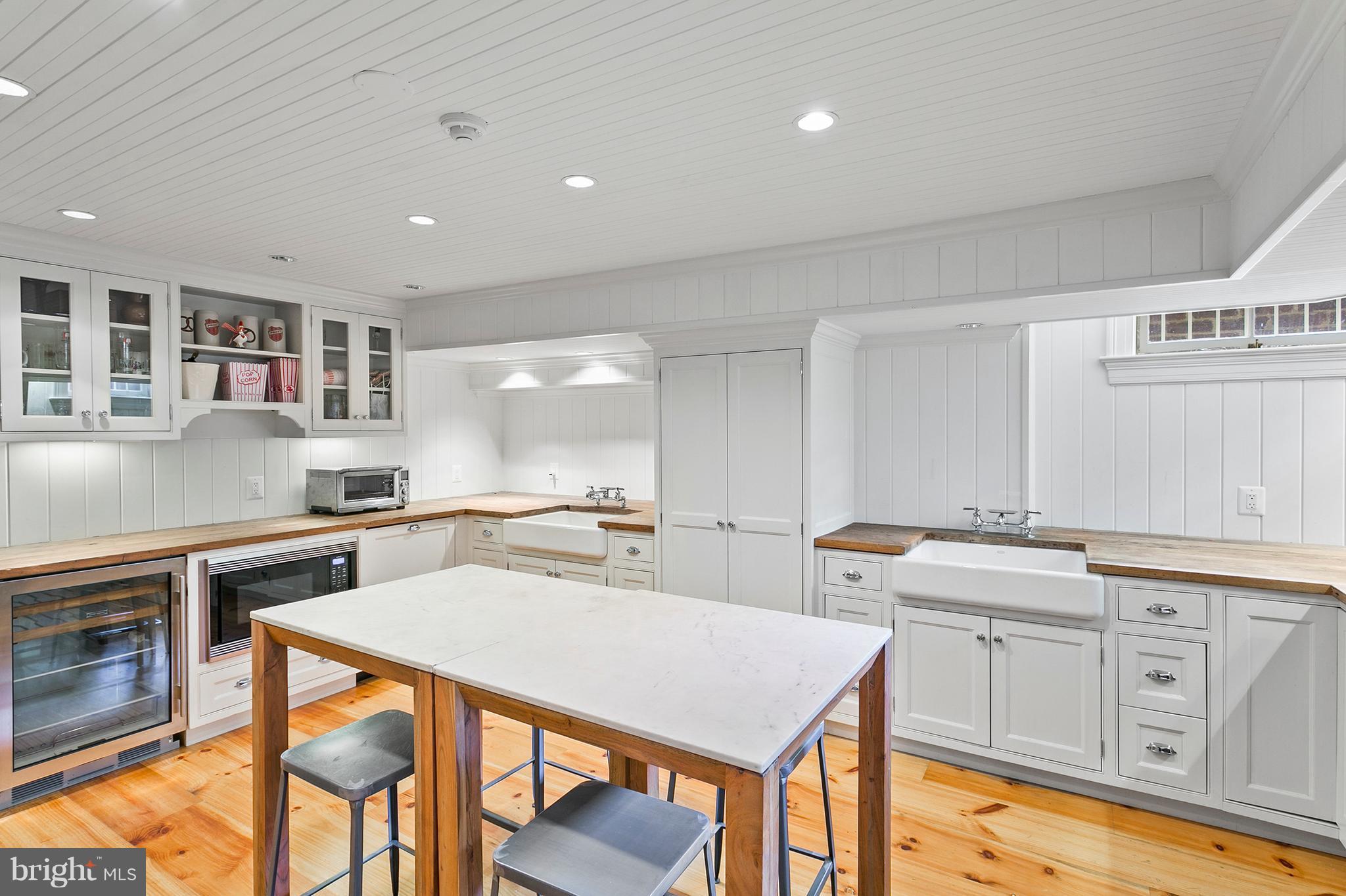 3301 N Street Northwest Washington, DC 20007 - Photo 24 of 30 Laundry Room
