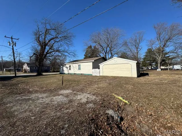 $15,000 | 407 South Illinois Street, Benld, IL 62009