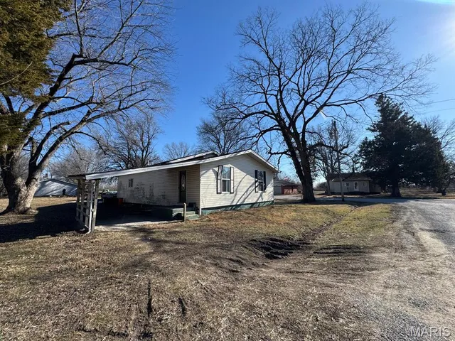 $15,000 | 407 South Illinois Street, Benld, IL 62009