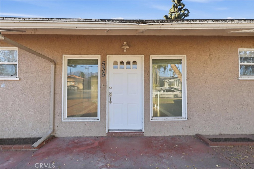 535 West Ralston Street Ontario, CA 91762 - Photo 4 of 40