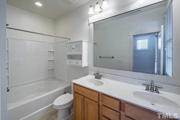 $2,750 | 1178 Great Ridge Parkway, Chapel Hill, NC 27516