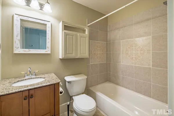 $2,750 | 1178 Great Ridge Parkway, Chapel Hill, NC 27516