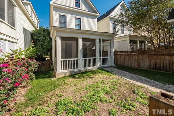 $2,750 | 1178 Great Ridge Parkway, Chapel Hill, NC 27516