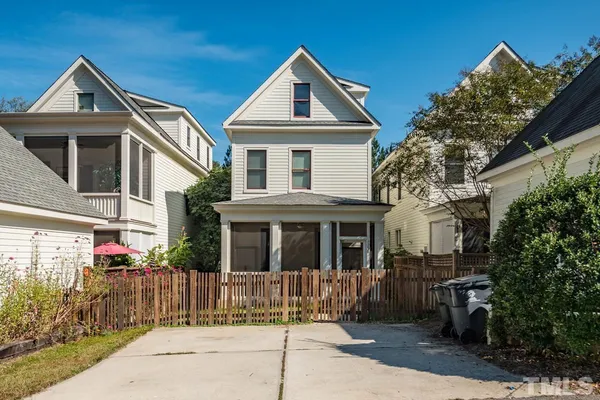 $2,750 | 1178 Great Ridge Parkway, Chapel Hill, NC 27516