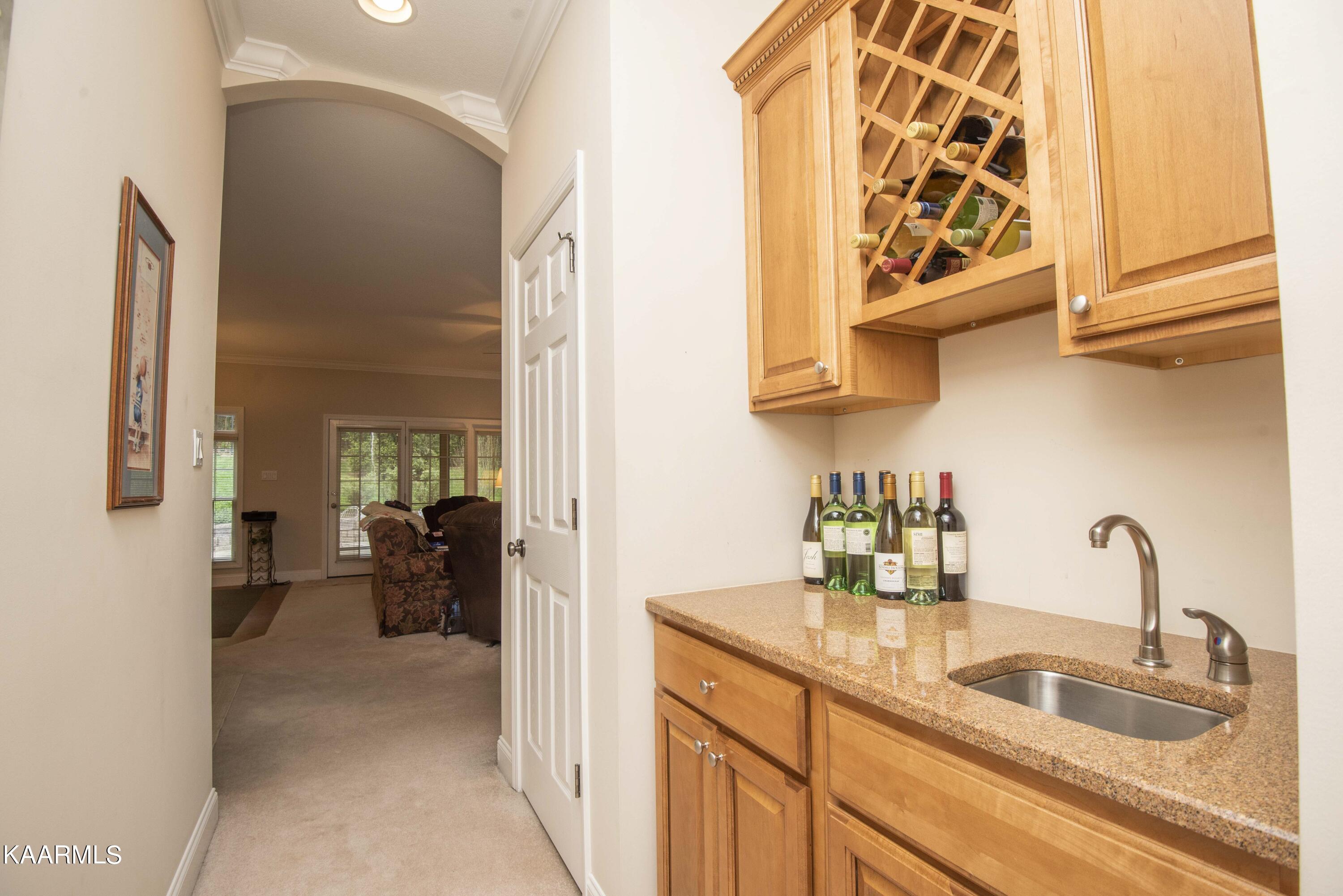 12406 Comblain Road Knoxville, TN 37934 - Photo 12 of 38 bar 1_1