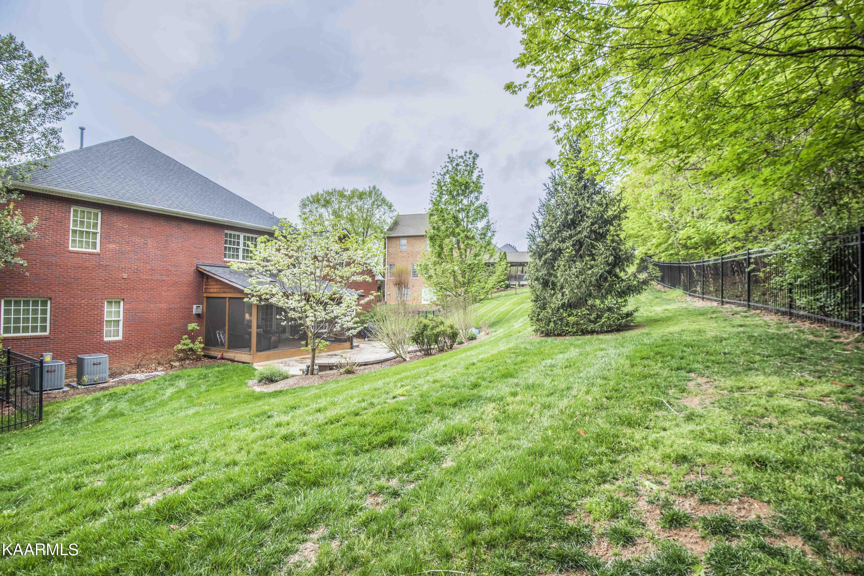 12406 Comblain Road Knoxville, TN 37934 - Photo 36 of 38 yard 3_1