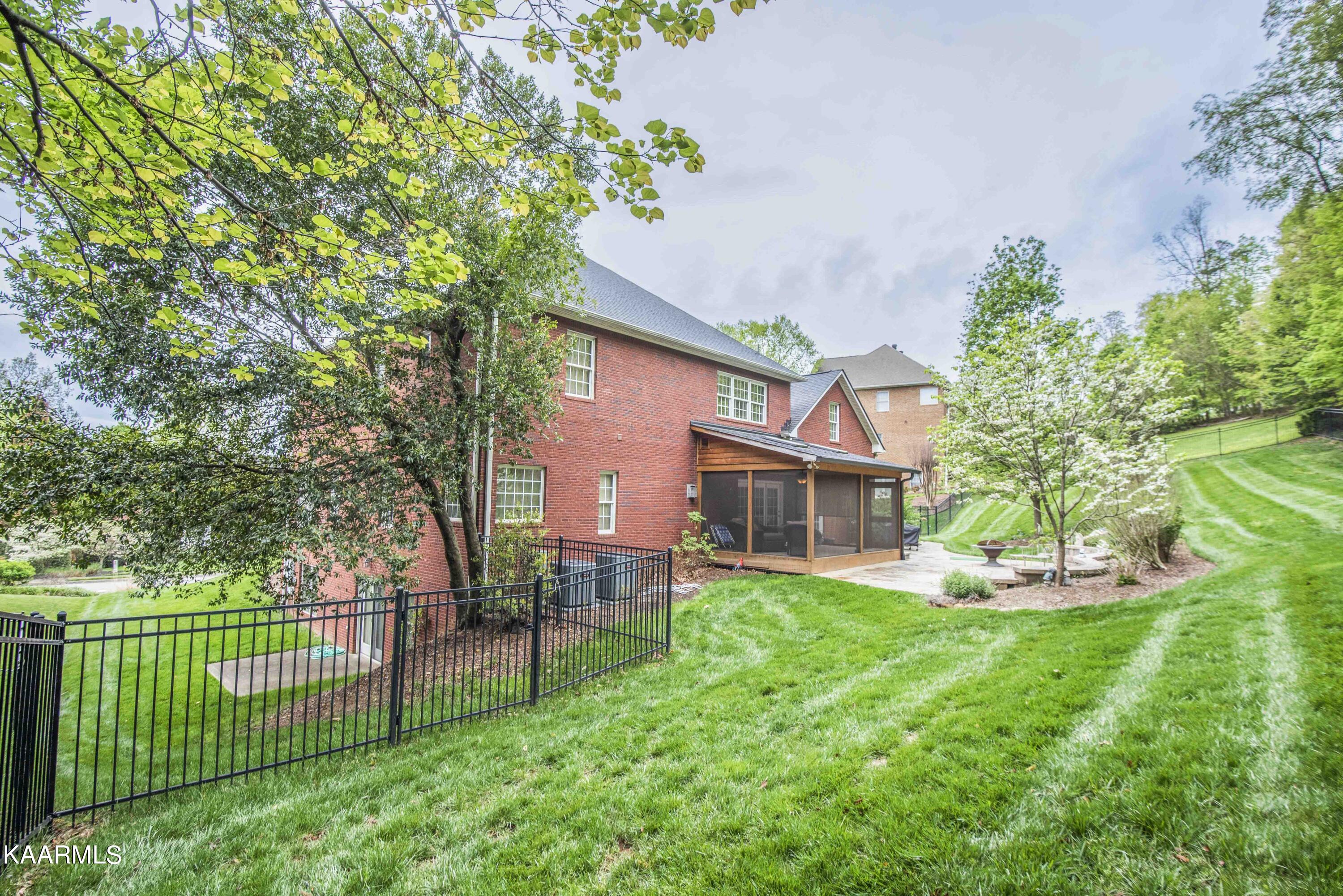 12406 Comblain Road Knoxville, TN 37934 - Photo 37 of 38 yard 4_1