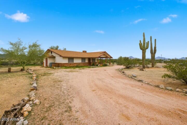19402 West Lynx Road Buckeye, AZ 85326 - Photo 3 of 42 LLP-34