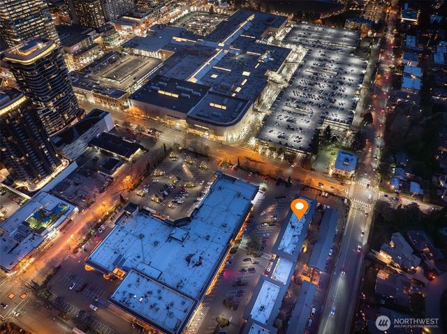 $780,000 | 812 100th Avenue Northeast, Unit 102, Bellevue, WA 98004