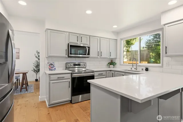 $949,000 | 649 Washington Place Southwest, Mukilteo, WA 98275