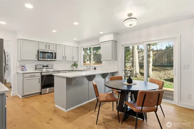 $949,000 | 649 Washington Place Southwest, Mukilteo, WA 98275