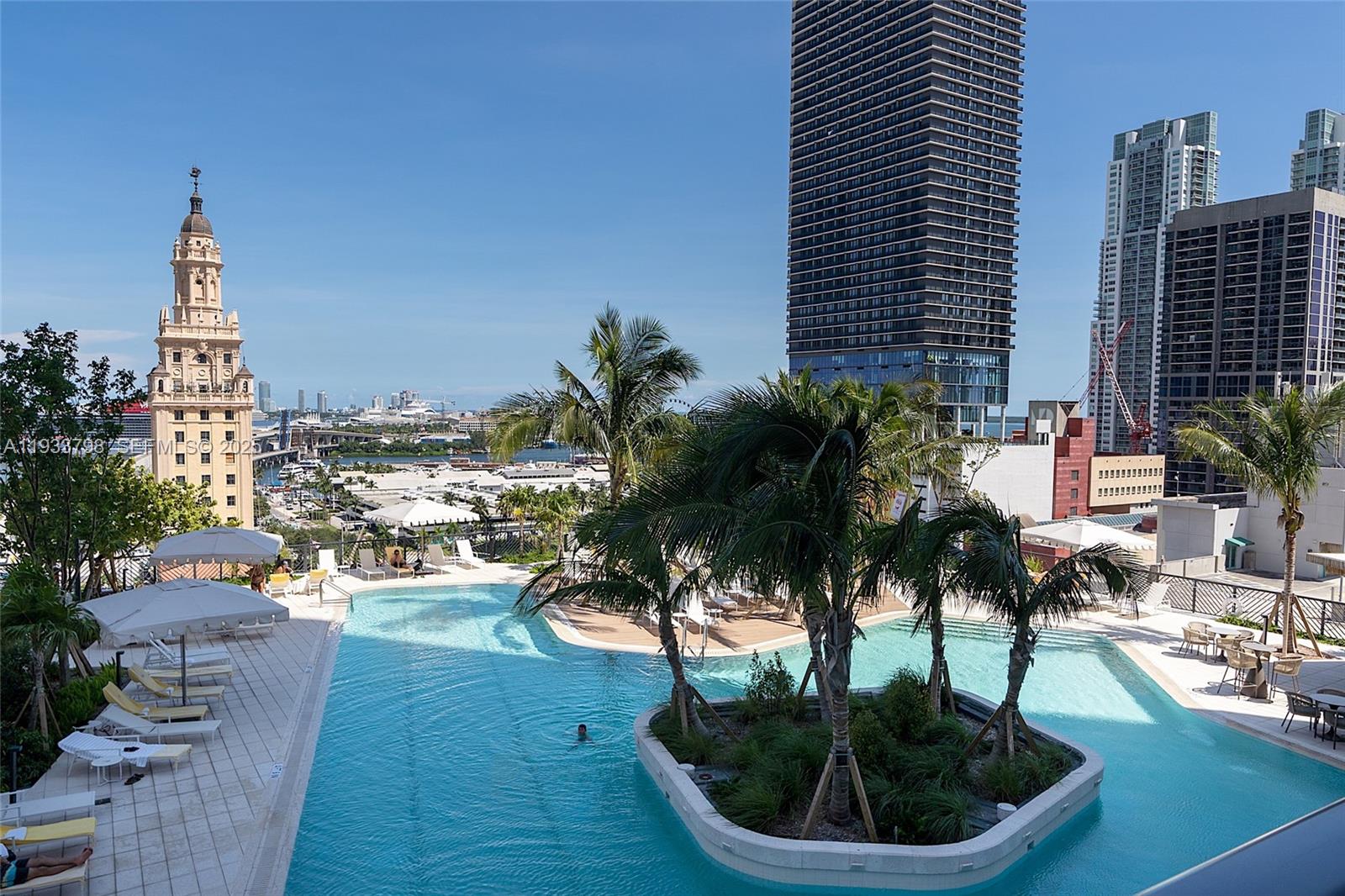 159 Northeast 6th Street, Unit 5015 Miami, FL 33132 - Photo 41 of 59